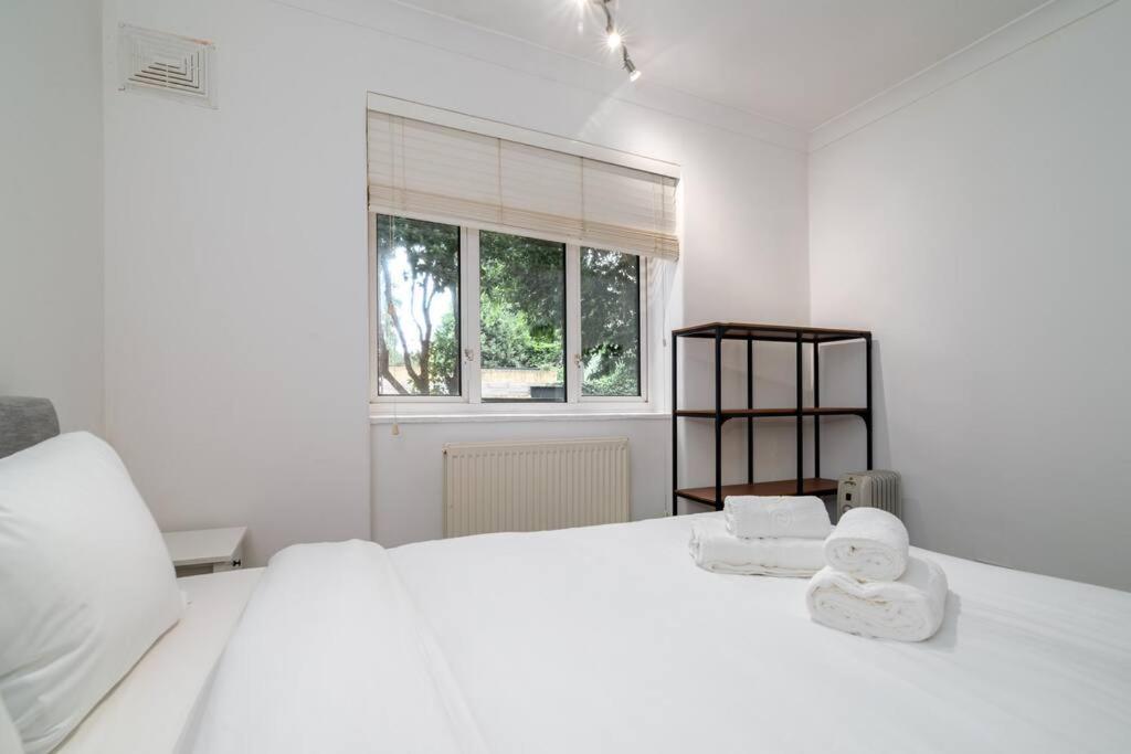 Stylish And Well Equipped Flat In Stockwell Apartment London Bagian luar foto