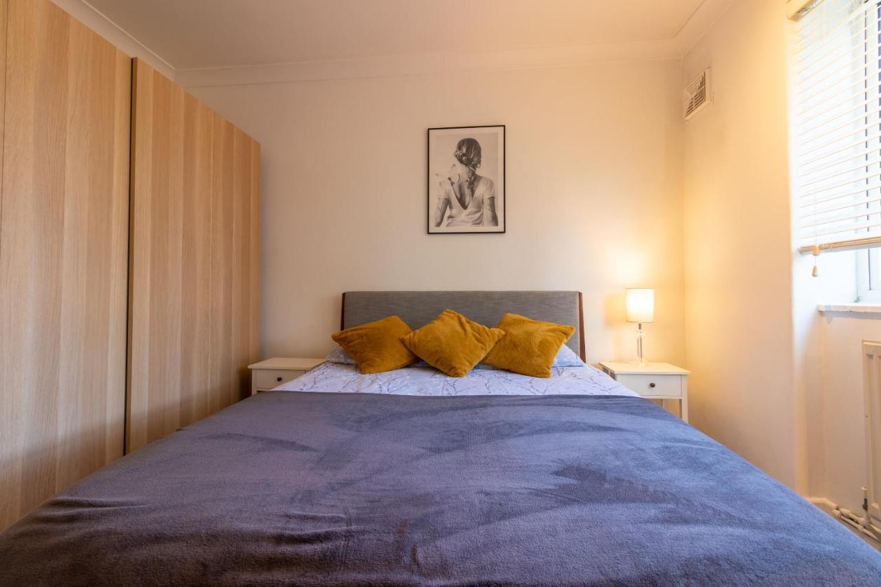 Stylish And Well Equipped Flat In Stockwell Apartment London Bagian luar foto